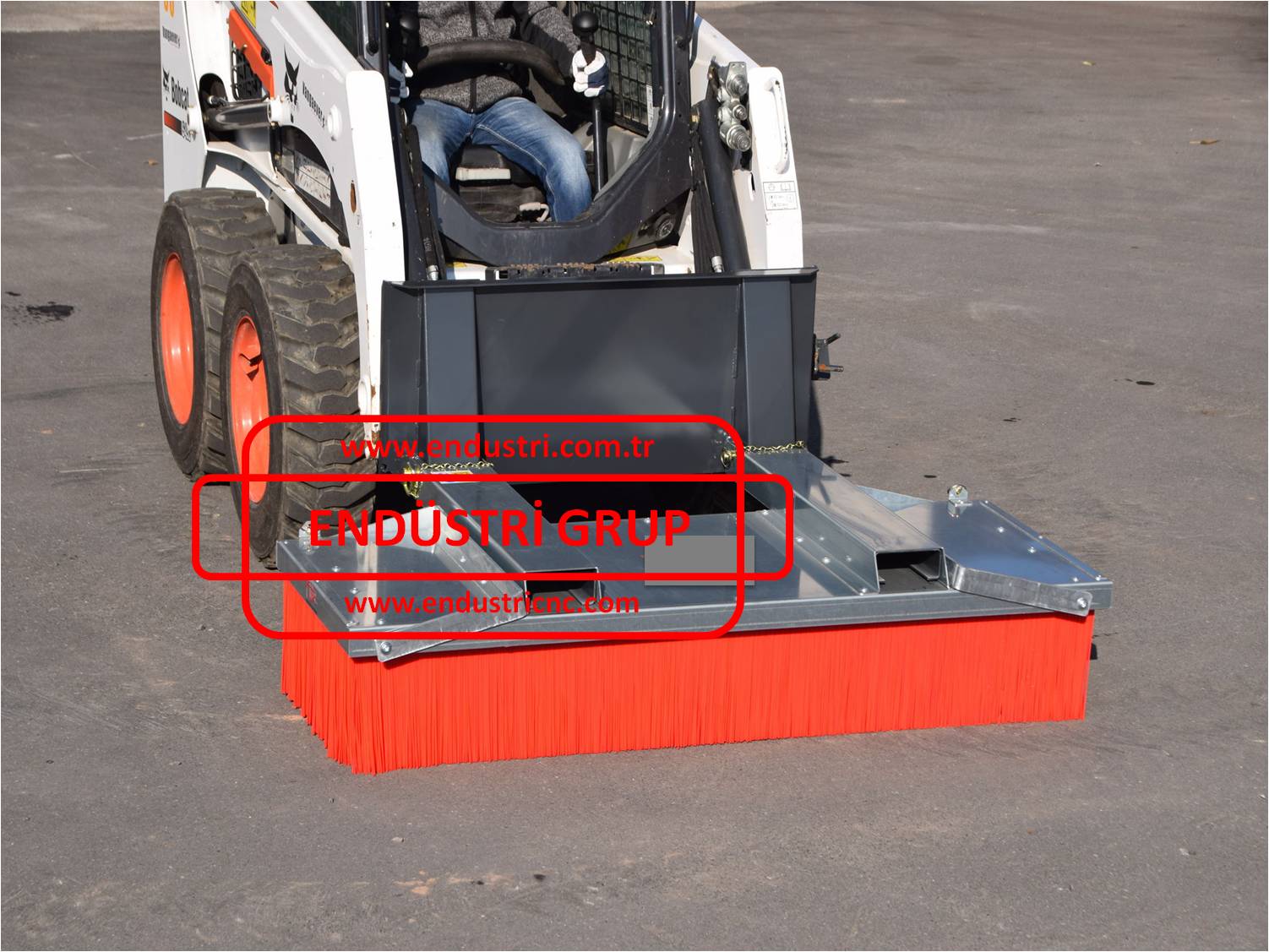 forklift-traktor-telehandler-transpalet-catali-supurge-atasmani-endustriyel-hidrolik-motorlu-doner-fabrika-yol-ahir-bahce-talas-hurda-cakil-tas-kaya-kum-cop-toz-supurme-fircasi (1) forklift-traktor-telehandler-transpalet-catali-supurge-atasmani-endustriyel-hidrolik-motorlu-doner-fabrika-yol-ahir-bahce-talas-hurda-cakil-tas-kaya-kum-cop-toz-supurme-fircasi